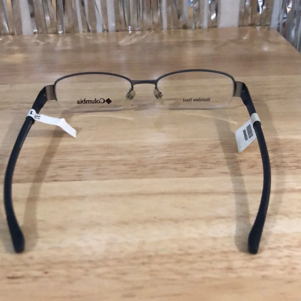 Columbia south pick soft brown and black  demo lenses